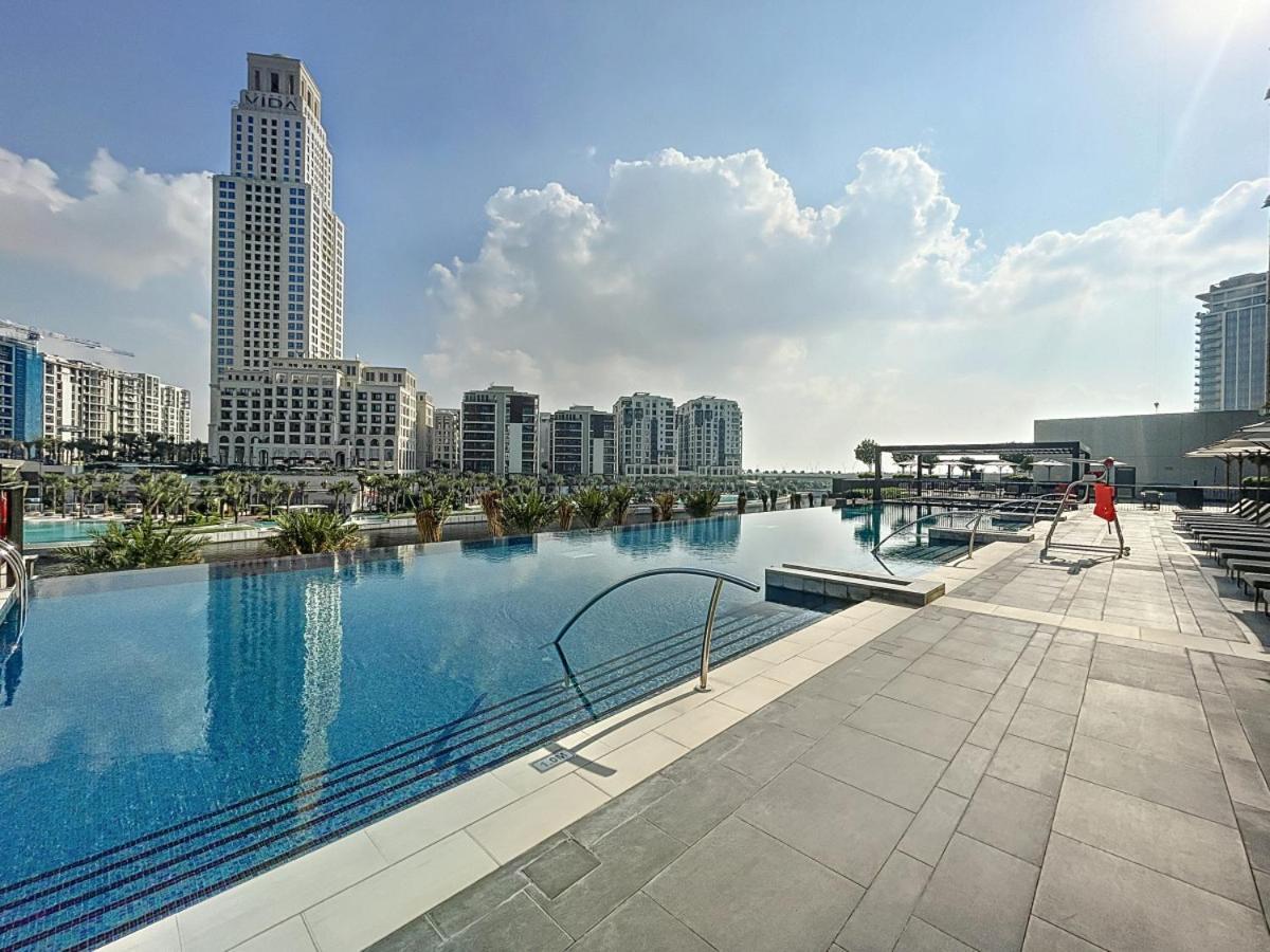 Creek Gate Tower 2 - Pristine Four Bedroom Dubai