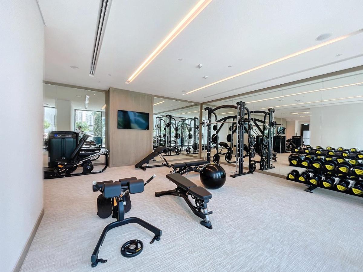 Apartment Creek Gate Tower 2 - Pristine Four Bedroom Dubai